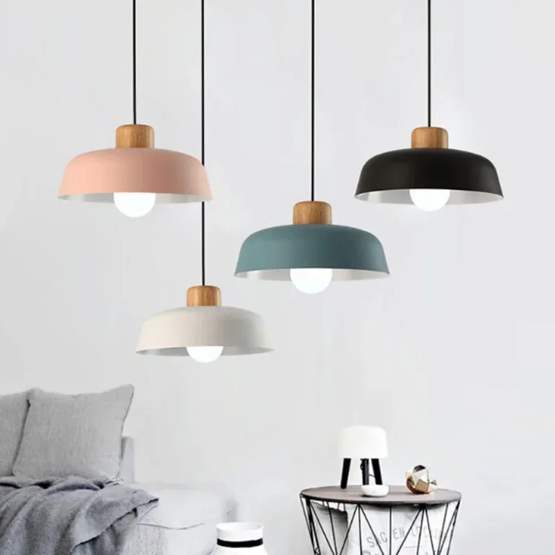 Restoran, oshxona, bar uchun Skandinaviya uslubidagi marjon chiroq: minimalist, zamonaviy, ijodiy