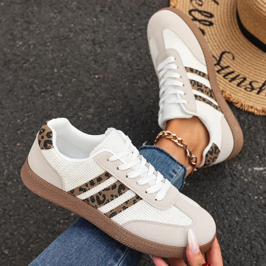 2025 Yangi Ayollar Krossovkalari Moda Casual Flats Vulkanizatsiyalangan Poyafzal Qulay Toʻrli Dumaloq Ayollar Yassilari Zapatos De Mujer