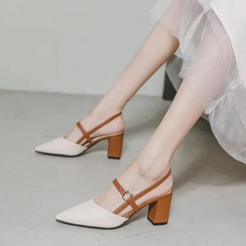 2026 Yozgi Yangi Ayol Poyafzal Pompalar Nafis Qattiq Oyoqli Ayollar Qattiq Poshnali Ayollar Sandalet Zapatillas Mujer