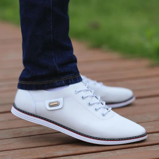 Erkaklar poyafzallari biznes kundalik poyafzallari erkaklar uchun PU charm poyafzallar Krossovkalar 2025 erkaklar moda loaferlari yurish poyafzallari Zapatos De Hombre
